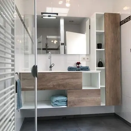 Апартаменты Feel@home *