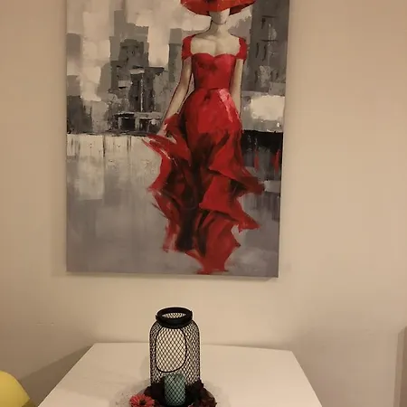Feel@home Апартаменты